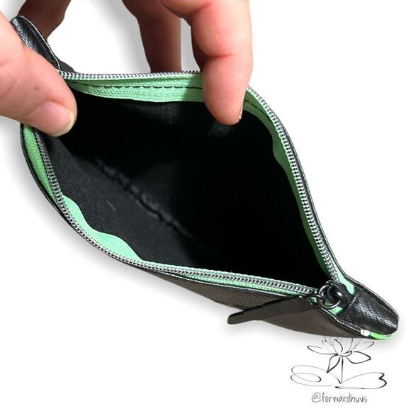 Bundle Sale 3 for $15 | Ipsy Bag | Wicked Vampire Lips - Picture 5 of 10